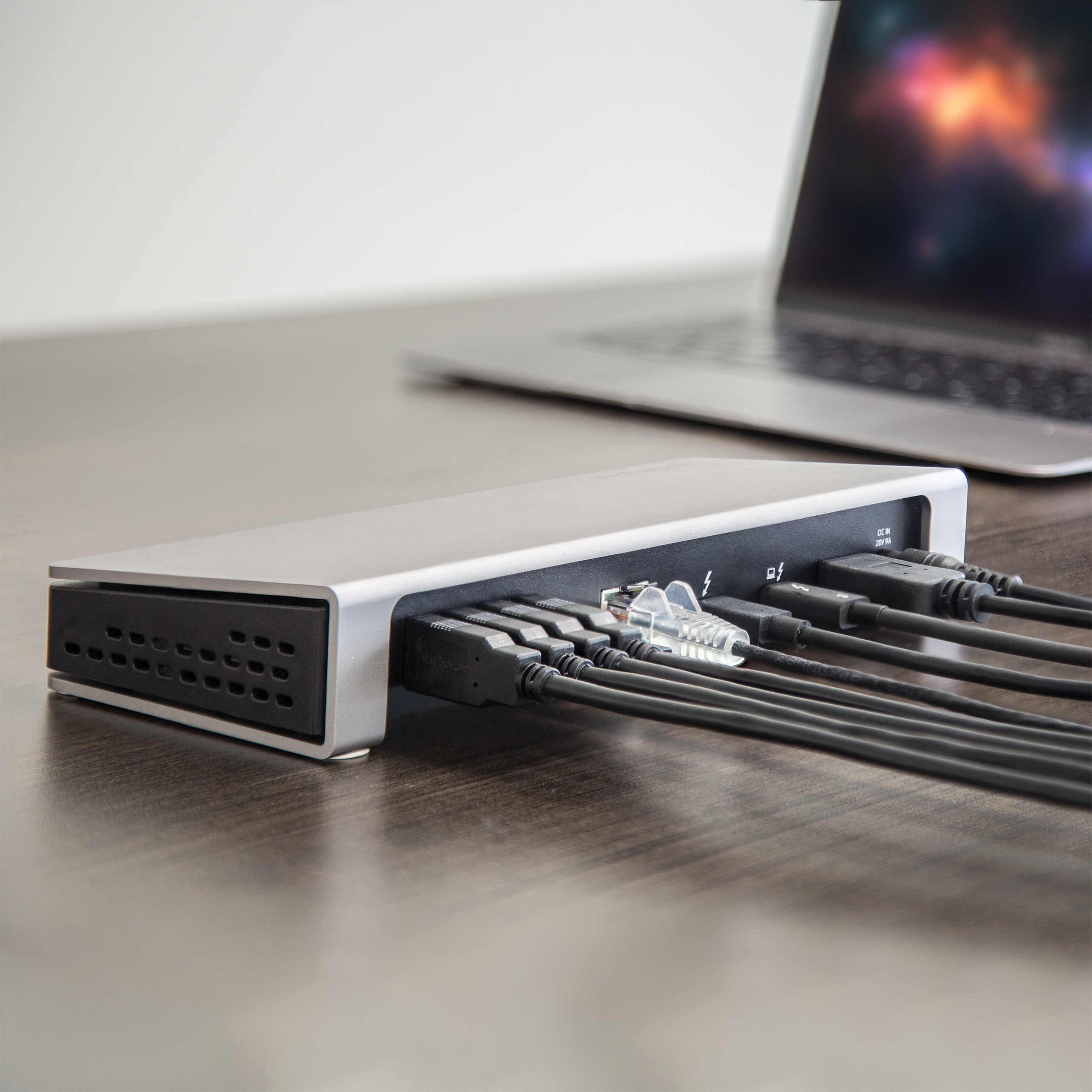 Id tb. STARTECH Thunderbolt 4 Dock. Порт Thunderbolt 3. Док станция USB для ноутбука на 2 монитора ASUS.